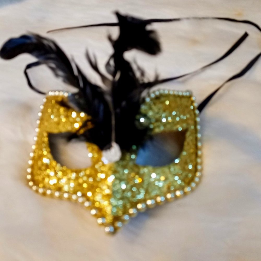 Vintage Masquerade Embellished Face Mask